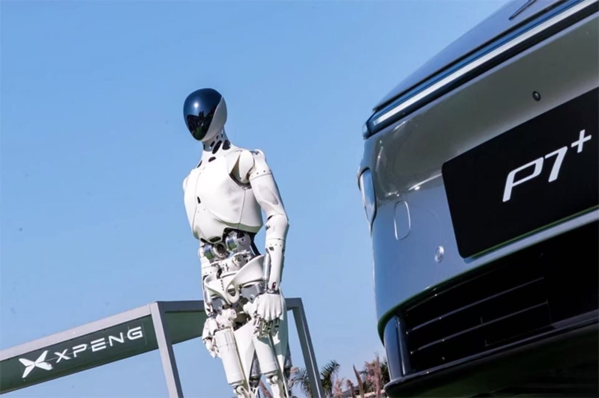 xpeng humanoid robot