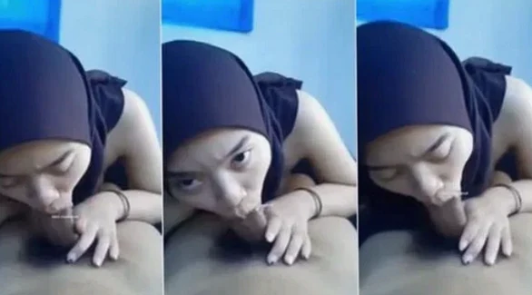 Bokep Abg Asupan Hijab Suka Makan Taro Sampe Mau Muntah Matanya Berair dan Berbunyi Prot Prot Sandalnya Lepas No Sensor